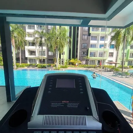 Manhattan Condo Ipoh With Water Park And Pool View Exterior photo