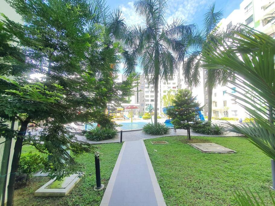 Apartment Manhattan With Water Park And Pool View *