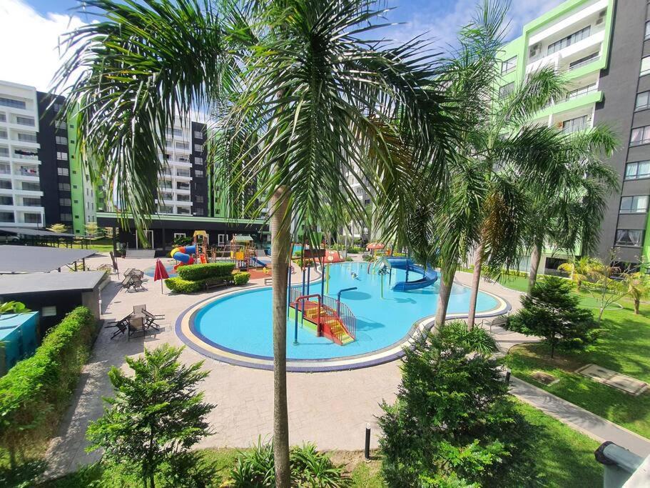 Manhattan With Water Park And Pool View * Ipoh